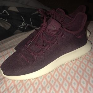 ADIDAS TUBULARS SIZE 7